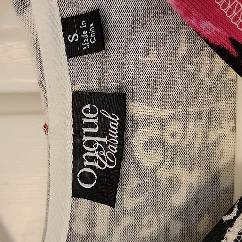 Hoodie Multicolor Graphic Hoodie. NWOT - Picture 3 of 4